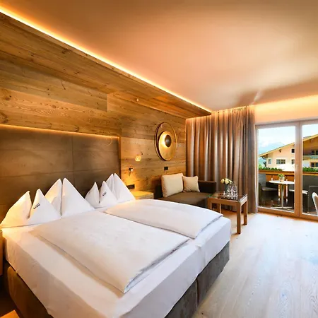 Verwöhnhotel Berghof Hotel 4*