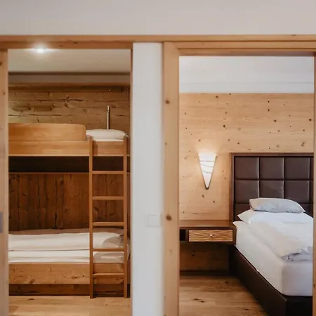 Hotel Verwöhnhotel Berghof 4*