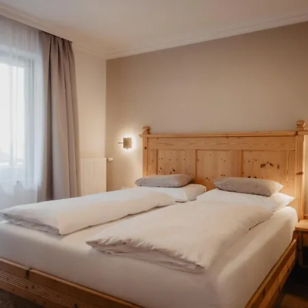 Verwöhnhotel Berghof Hotel St. Johann im Pongau