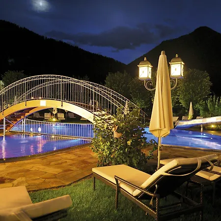 Hotel Berghof - St Johann In Salzburg 4*