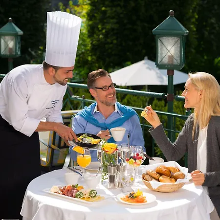 Hotel Berghof - St Johann In Salzburg 4*