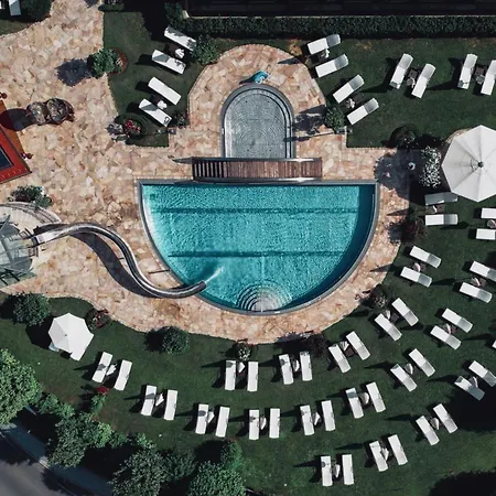 Hotel Berghof - St Johann In Salzburg 4*
