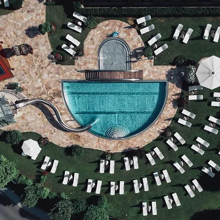 Hotel Berghof - St Johann In Salzburg 4*